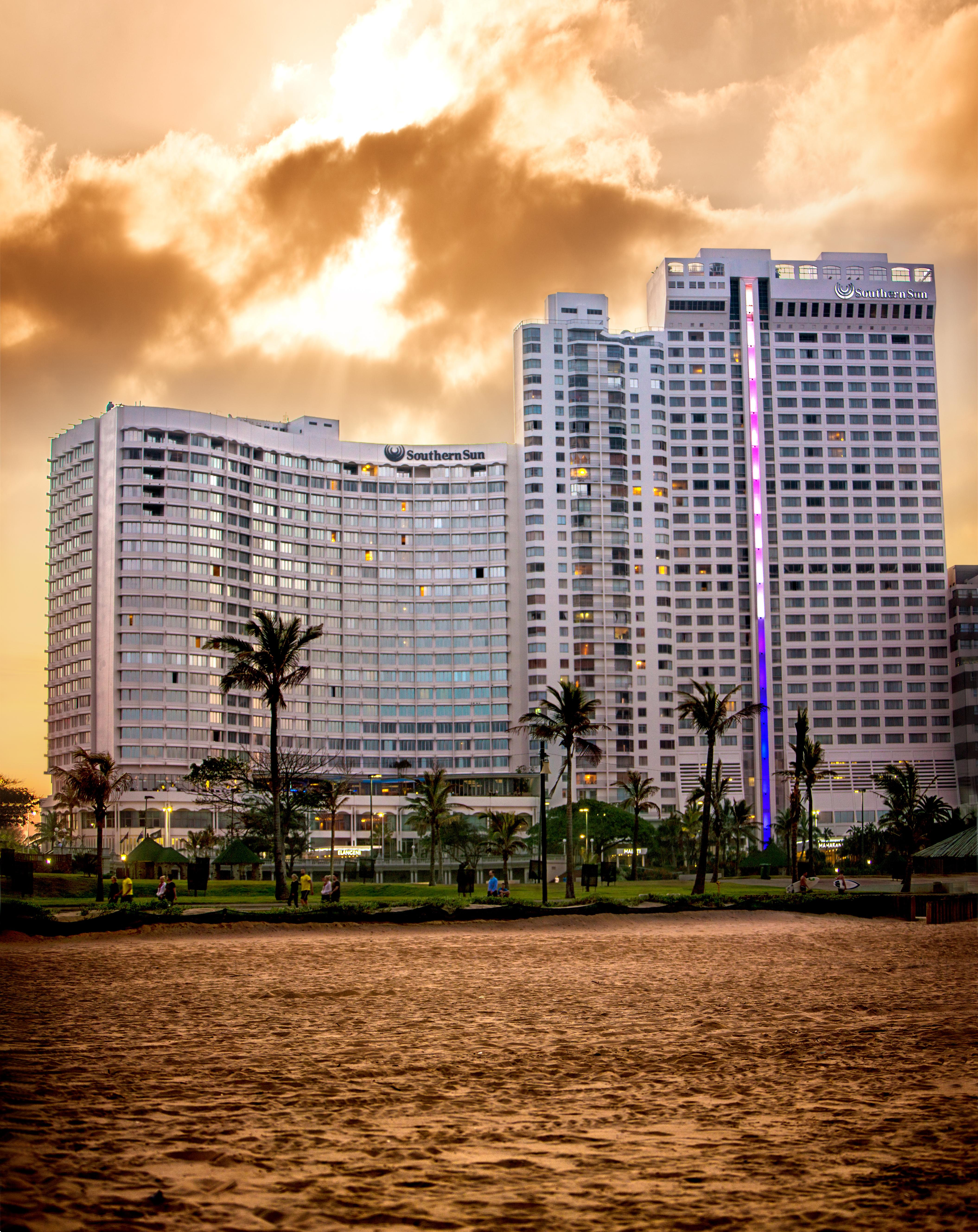 Southern Sun Elangeni & Maharani Durban Exterior foto