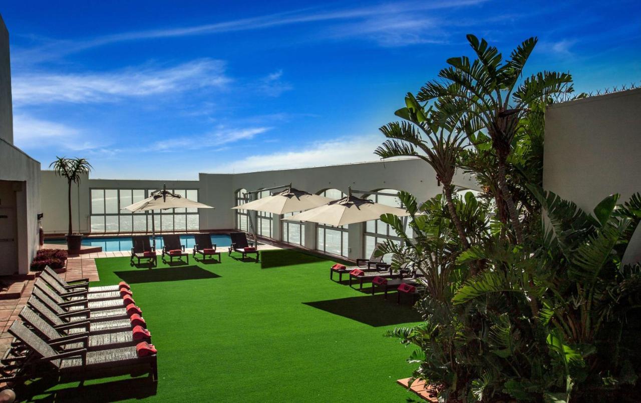 Southern Sun Elangeni & Maharani Durban Exterior foto
